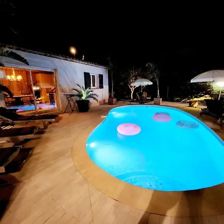 Villa Avec Piscine Et Mini-golf *