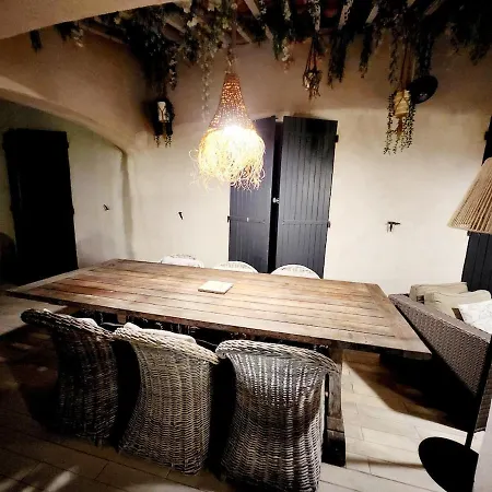Villa Avec Piscine Et Mini-golf *